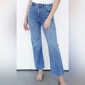 NEW Carly Jean LA Jeans